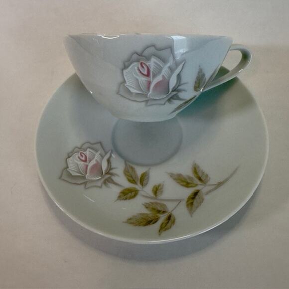 Noritake Edenrose 2 Flat Cup & Saucer Sets Gray/Pink/White Roses VTG - Picture 6 of 15